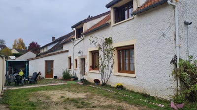 /international/fr/maintenon-centre-val-de-loire-310103405353/