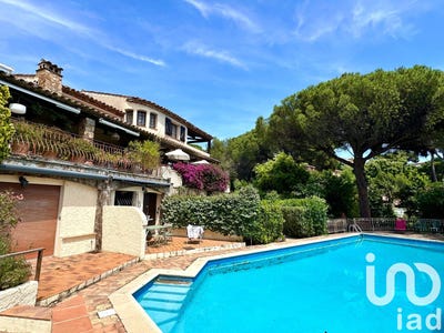 /international/fr/sainte-maxime-provence-alpes-cote-d-azur-310101486006/?lang=id