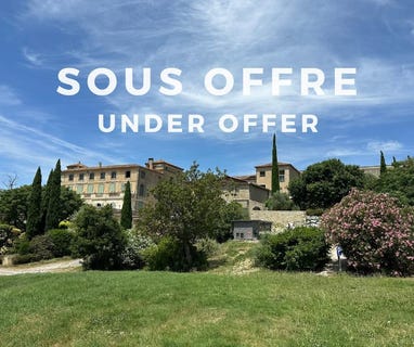 /international/fr/alzonne-languedoc-roussillon-310100578351/