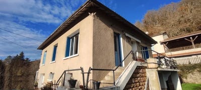 /international/fr/couze-et-saint-front-aquitaine-310104101142/