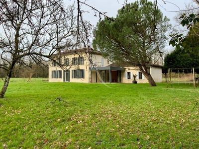 /international/fr/montendre-charente-310104472985/