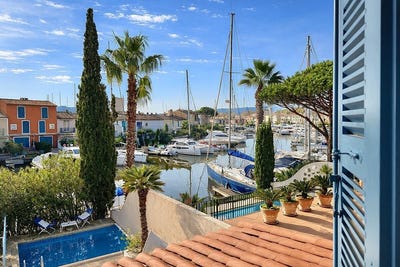 /international/fr/grimaud-provence-alpes-cote-d-azur-310110395160/