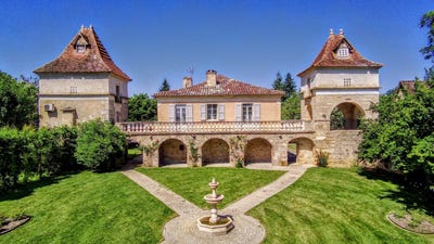 /international/fr/saint-antonin-noble-val-midi-pyrenees-310109877508/