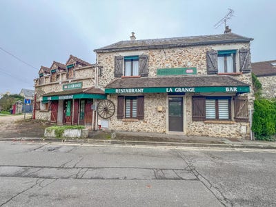/international/fr/le-mesnil-saint-denis-ile-de-france-120096530843/