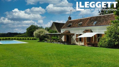 /international/fr/loches-centre-val-de-loire-310100602296/