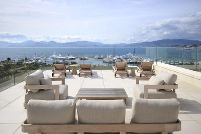/international/fr/cannes-croisette-roof-top-wonderful-sea-view-cannes-alpes-maritimes-france-cannes-la-basse-normandie-310119737099/