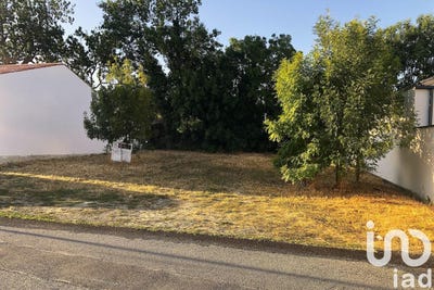 /international/fr/salles-sur-mer-charente-310100957285/