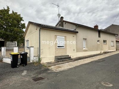 /international/fr/la-puye-charente-310101534035/?lang=it