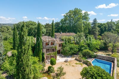 /international/fr/oppede-provence-alpes-cote-d-azur-310108788825/
