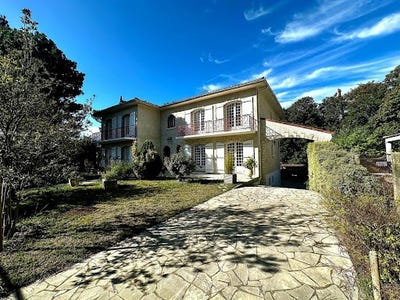 /international/fr/saint-georges-de-didonne-charente-310110134485/