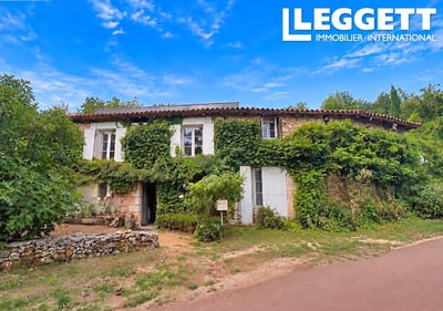 /international/fr/la-chapelle-montmoreau-aquitaine-310119997366/
