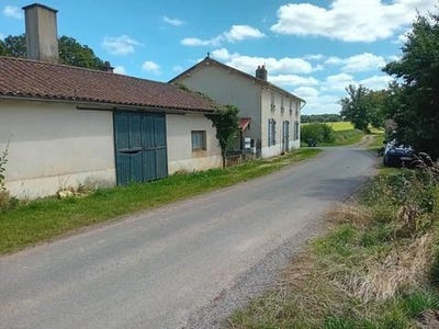 /international/fr/availles-limouzine-charente-120092943235/?lang=en