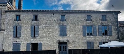 /international/fr/st-georges-du-bois-charente-310100460615/?lang=en