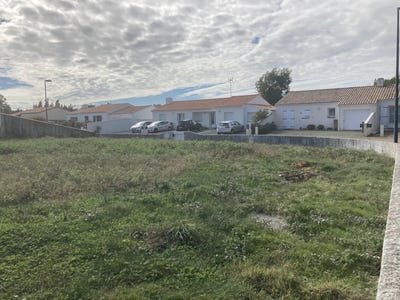 /international/fr/challans-pays-de-la-loire-310097271926/
