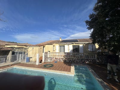 /international/fr/restinclieres-languedoc-roussillon-310108264246/