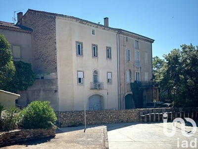 /international/fr/roquebrun-provence-alpes-cote-d-azur-310097817751/