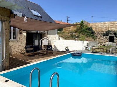 /international/fr/gesnes-le-gandelin-pays-de-la-loire-310109288092/