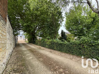 /international/fr/benais-centre-val-de-loire-310100106039/