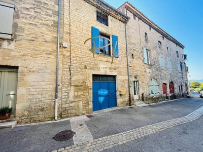 /international/fr/barjac-languedoc-roussillon-310103181275/