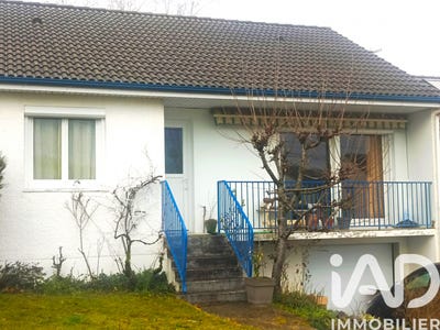 /international/fr/le-palais-sur-vienne-limousin-310104982525/