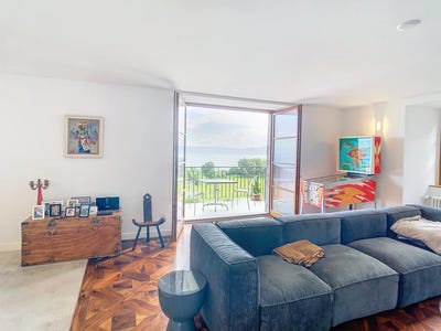 /international/fr/evian-les-bains-rhone-310097236148/