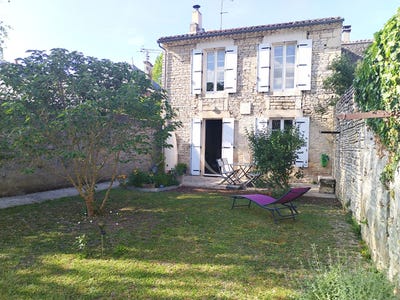 /international/fr/asnieres-la-giraud-charente-310104474461/?lang=de