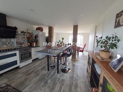 /international/fr/la-vergne-charente-310106358836/