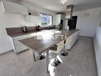 /international/fr/rosel-la-basse-normandie-310102263672/