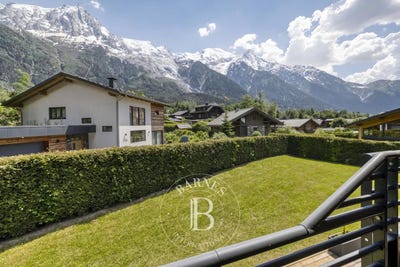 /international/fr/chamonix-rhone-310108597130/