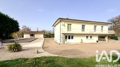 /international/fr/mirande-charente-310106405989/
