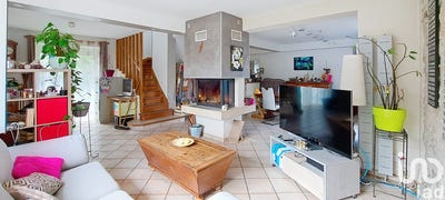 /international/fr/cerny-ile-de-france-310108698732/