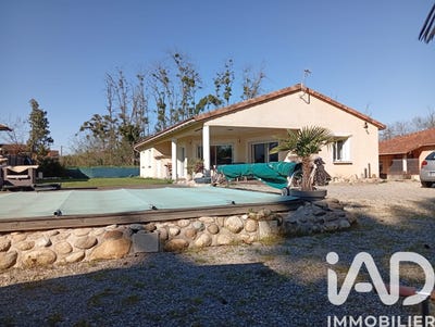 /international/fr/verniolle-midi-pyrenees-310106966622/