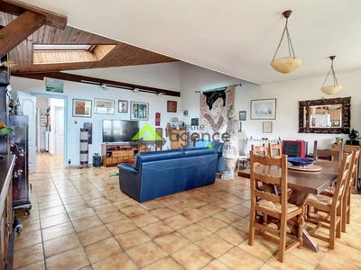 /international/fr/bourganeuf-limousin-310105806042/