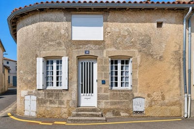 /international/fr/jonzac-charente-310107922120/