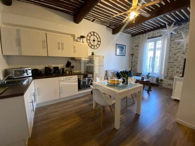 /international/fr/antibes-provence-alpes-cote-d-azur-310108453539/