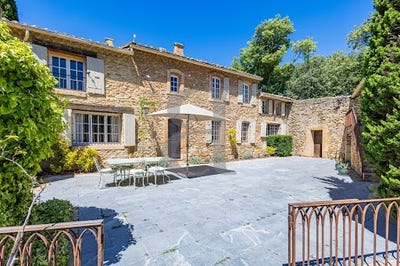 /international/fr/sainte-cecile-les-vignes-provence-alpes-cote-d-azur-310101173823/