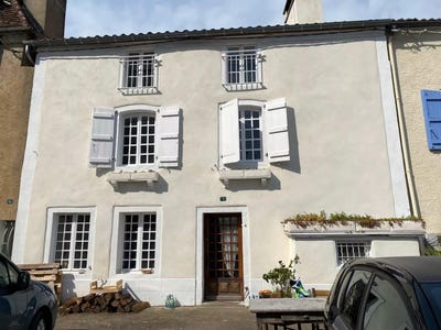 /international/fr/sauveterre-de-bearn-aquitaine-310098710867/?lang=zh-tw