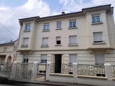 /international/fr/bort-les-orgues-limousin-310101928885/