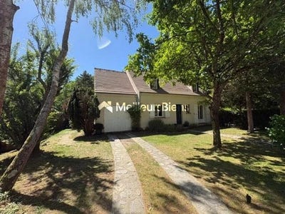 /international/fr/lamorlaye-picardie-310108329467/