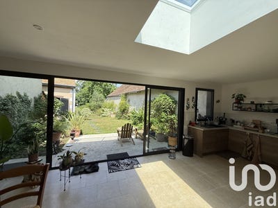 /international/fr/la-fleche-pays-de-la-loire-310100179467/