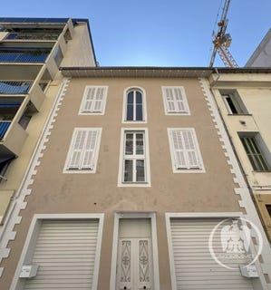 /international/fr/nice-provence-alpes-cote-d-azur-310100521046/