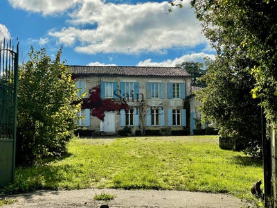 /international/fr/cherves-richemont-charente-310103277372/