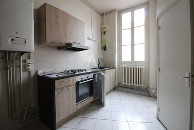 /international/fr/chalon-sur-saone-burgundy-310107578142/