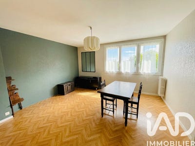 /international/fr/joue-les-tours-centre-val-de-loire-310106403812/
