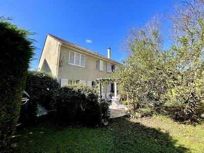 /international/fr/le-plessis-bouchard-ile-de-france-120095261034/