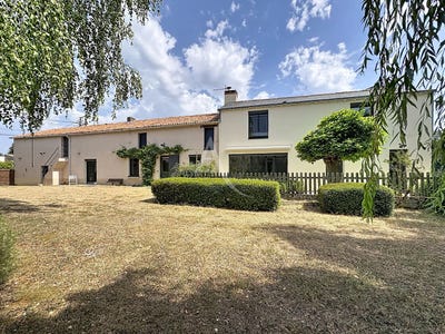 /international/fr/terranjou-pays-de-la-loire-310109218750/