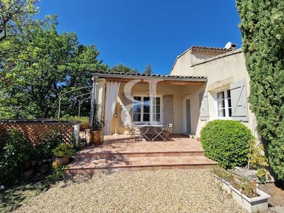 /international/fr/nyons-rhone-310109934702/