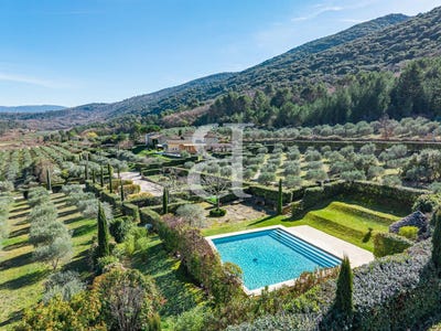 /international/fr/menerbes-provence-alpes-cote-d-azur-310108675499/