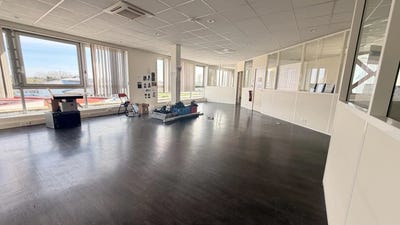 /international/fr/les-essarts-le-roi-ile-de-france-310103815665/
