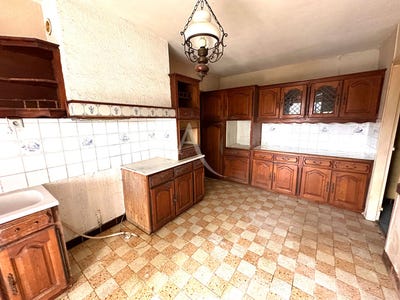 /international/fr/saintes-charente-310104470125/